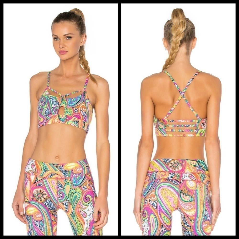 💕TRINA TURK💕 Mediterranean Paisley Sports Bra M NWT